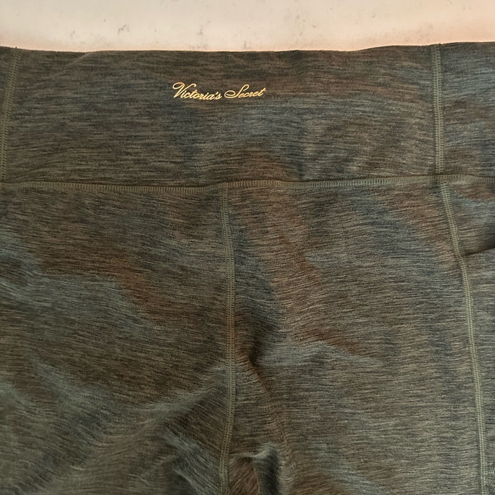 Victoria’s Secret XL 2 Pack Bottoms - Picture 7 of 9